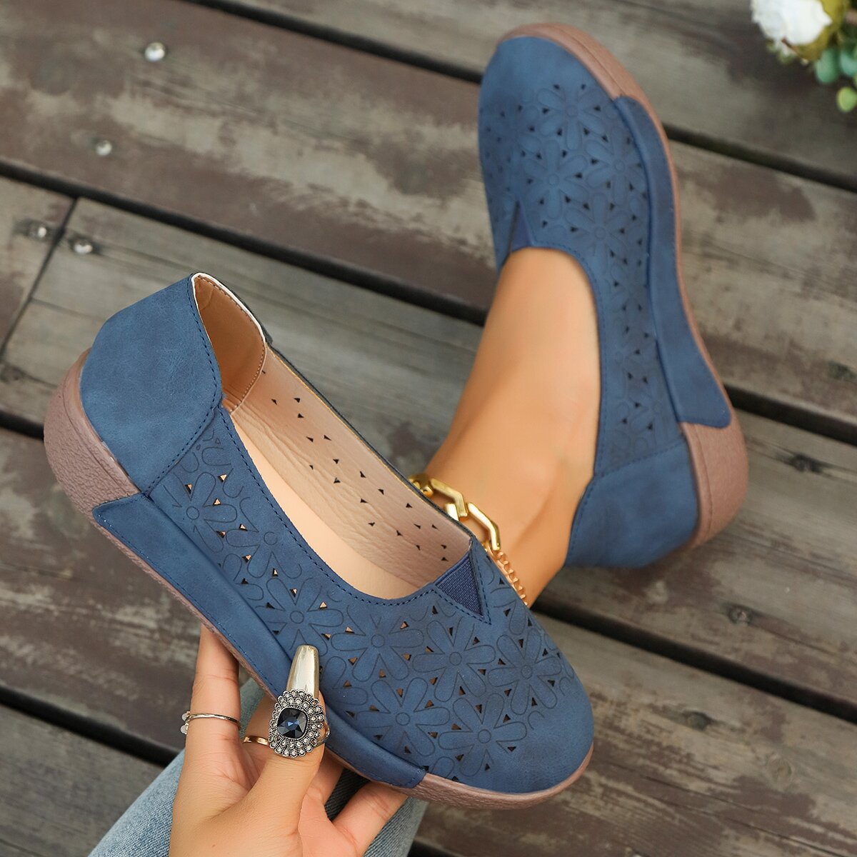 0ff7faef5c5d4bf98b47e5e3ece76778-Max