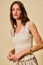 48d2a9920d144577a034352b788deec9-Max