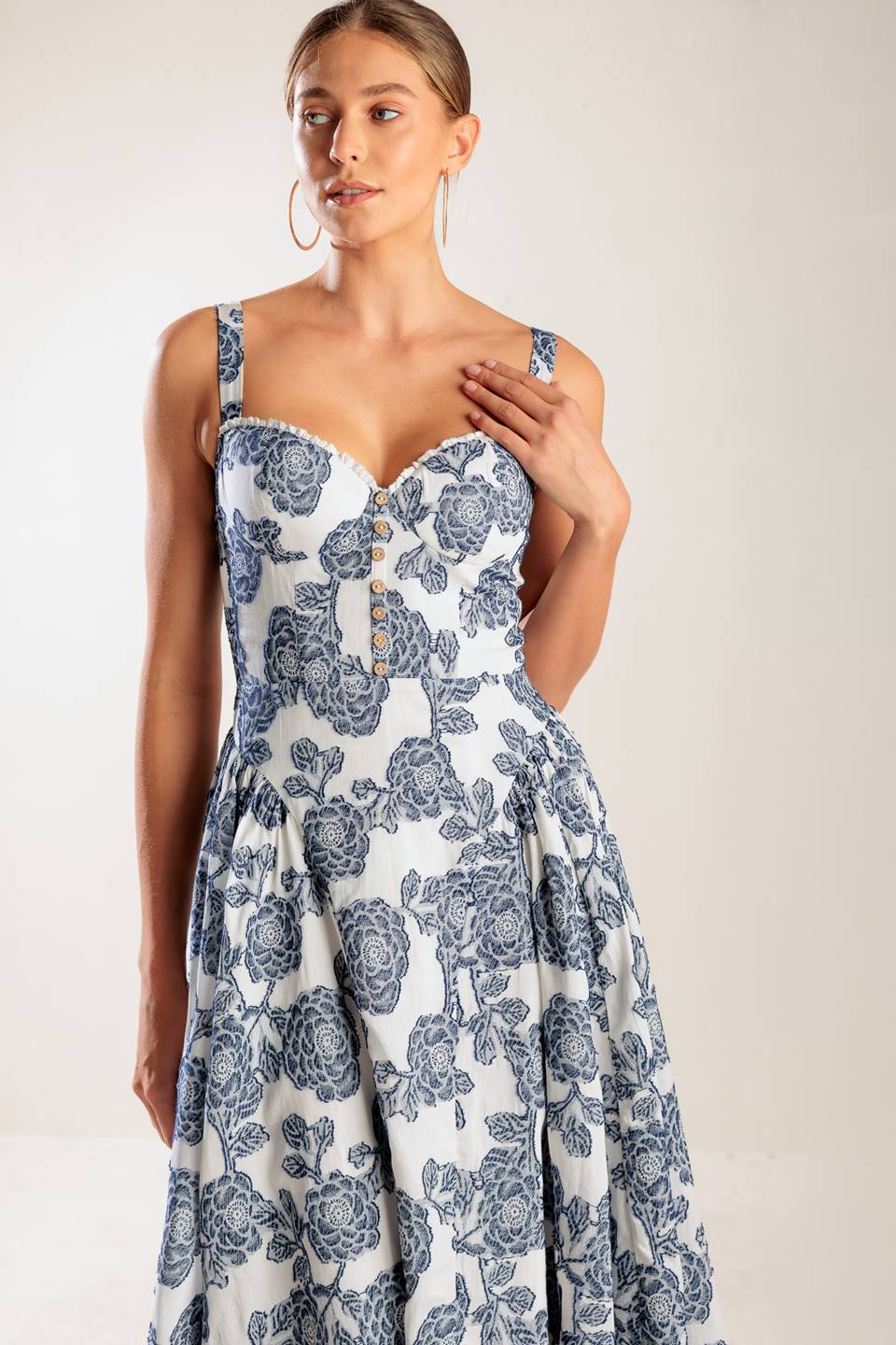 EXPLORING NEW INTERESTS WOVEN MIDI DRESS