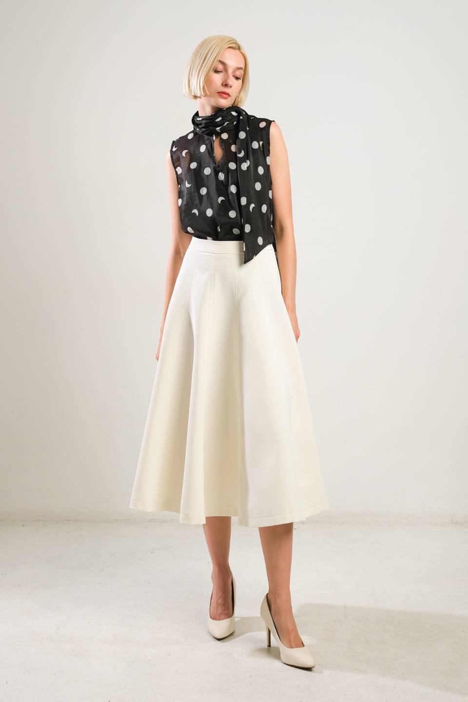 DELICATE TOUCHWOVEN SKIRT