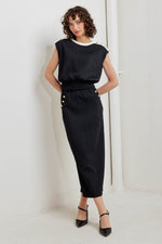 URBAN LUXE COMMAND KNIT MIDI SKIRT