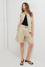 MODERN VOYAGER WOVEN BERMUDA SHORT