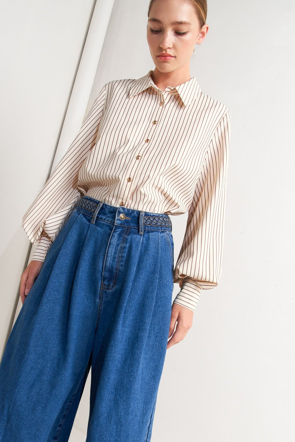 PINSTRIPE CHIC WOVEN TOP