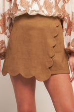 DESERT FLOWER FAUX SUEDE SKORT