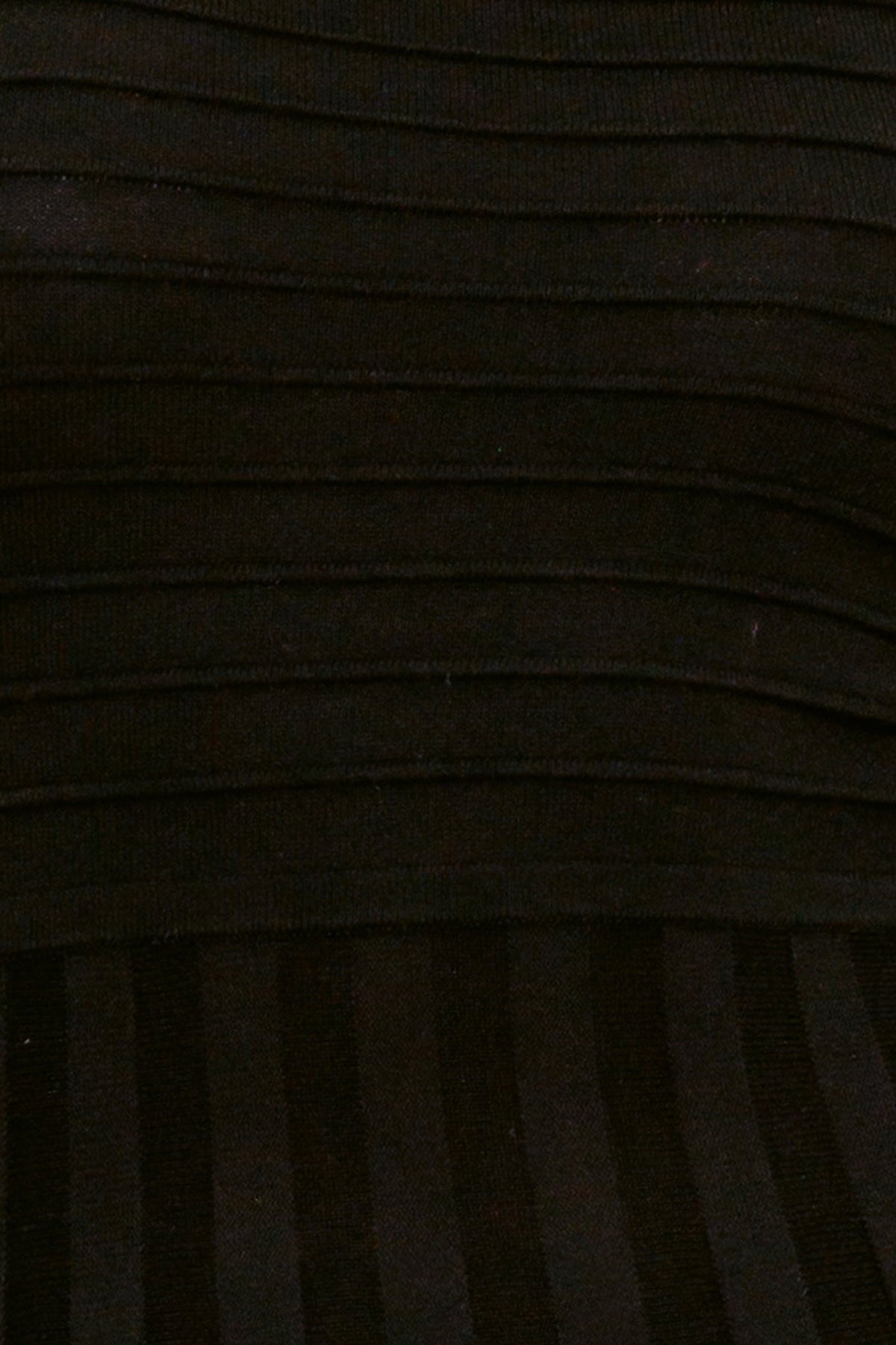 MODERN MUSE KNIT MIDI DRESS