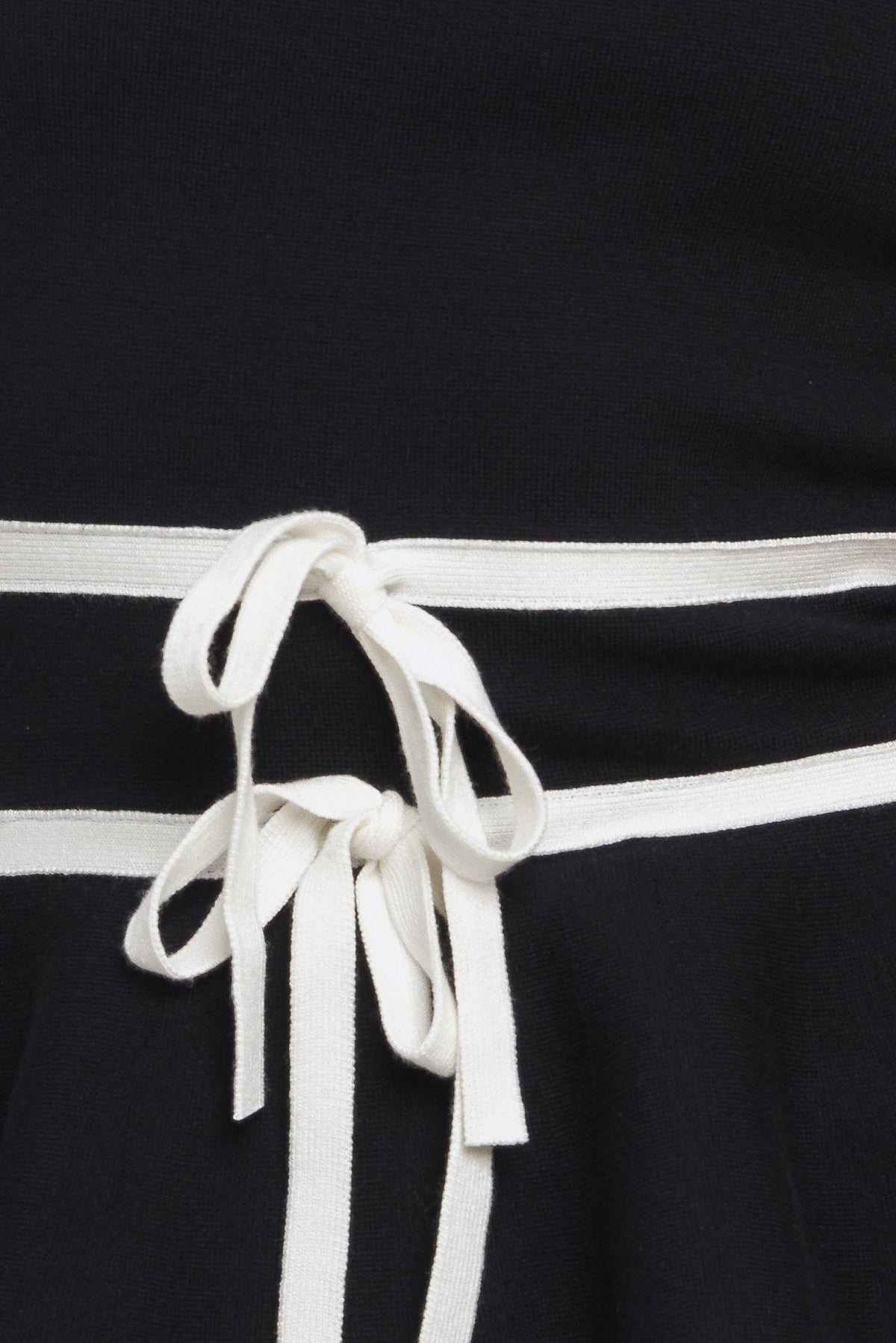 SUNLIT GROVE BLACK SWEATER KNIT TOP