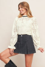 PRECIOUS LOOK IVORY WOVEN LACE TOP