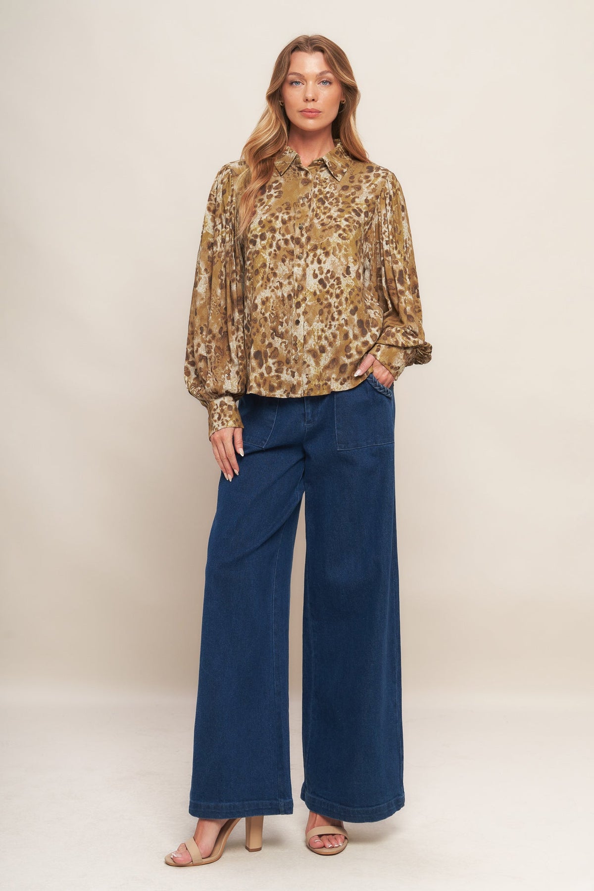 WILD LUXE TAUPE WOVEN TOP