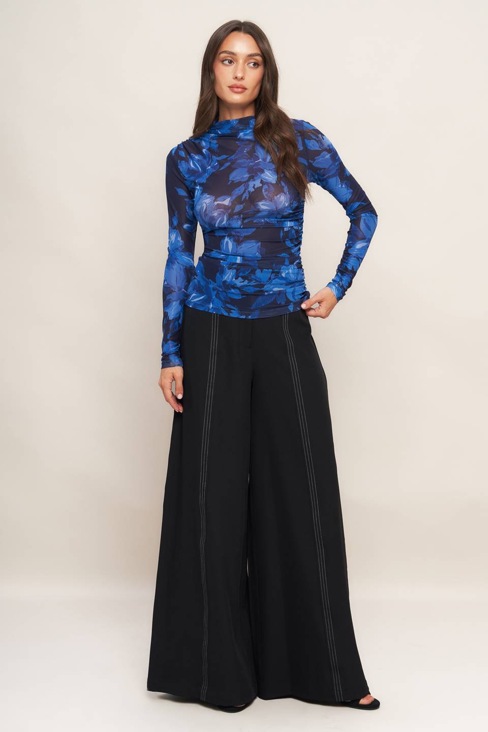 ILLUMINATED PETAL POWER MESH TOP