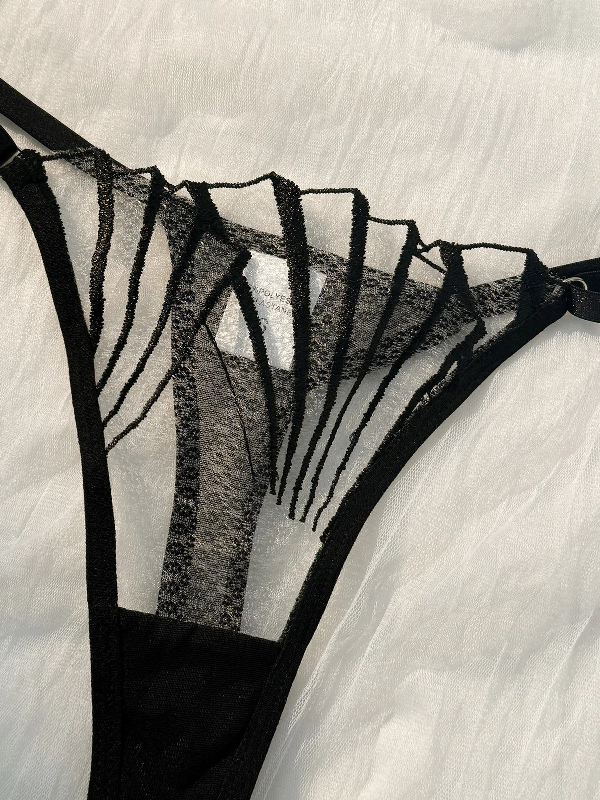 2-piece women's black scallop chest cup embroidered lingerie set, suitable for all seasons ZA825058