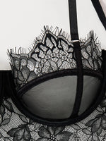 Ladies Sexy Lace Underwear Set Lace Flower Embellished Bra And G-string Sexy Feminine Briefs for Women