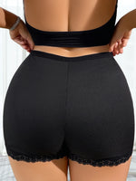 1pcs Plus Size 1XL-4XL Sexy Lace Women Boyshorts Lady Briefs Underwear Breathable Comfortable Black Mid Waist Female Underpants