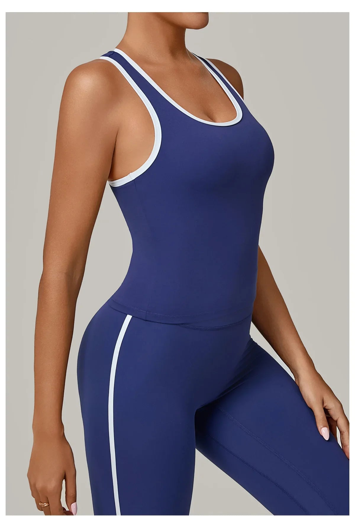 Sports Underwear Women's Sports Strappy Top Yoga Vest Fitness Tank Top Gym Beautiful Open Back Bra Running Workout Halter Bra