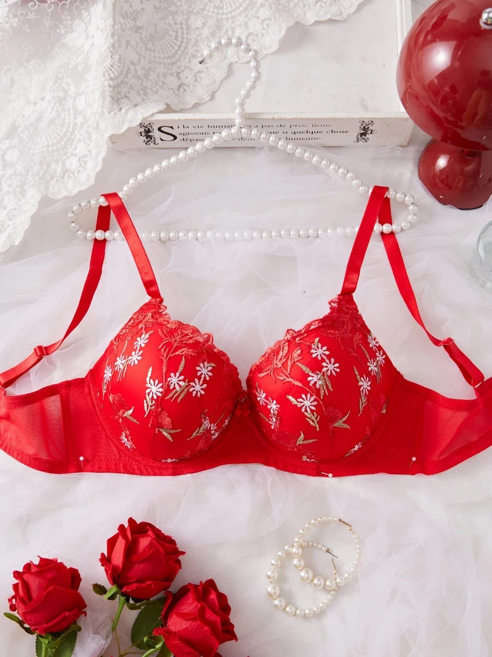 Everyday Plus Size Women's Bra Embroidered floral patchwork underwire Push up Bra Comfortable Thin cup Women underwear lingerie