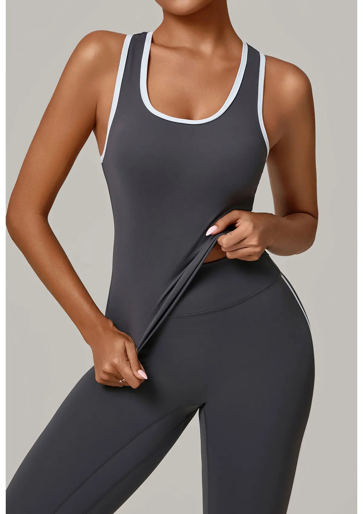 Sports Underwear Women's Sports Strappy Top Yoga Vest Fitness Tank Top Gym Beautiful Open Back Bra Running Workout Halter Bra