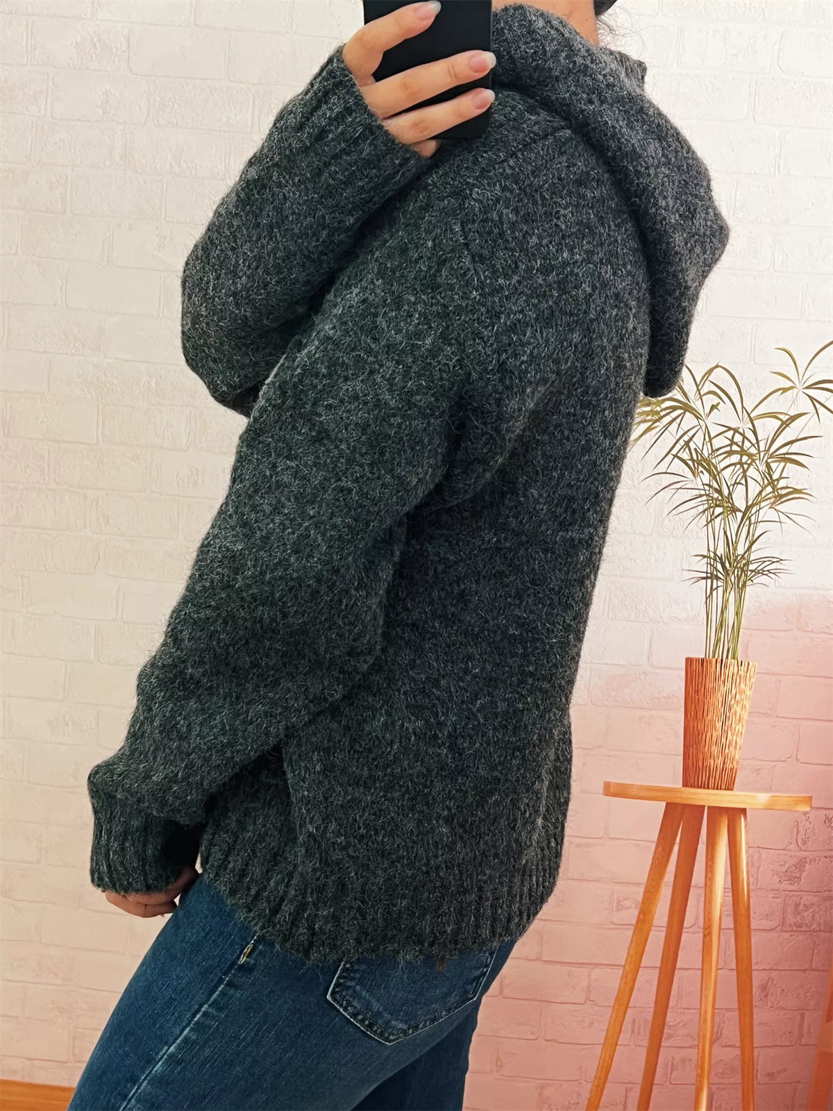 d956ef53c76c44e7b46fbd7dde0544c3-Max-Origin