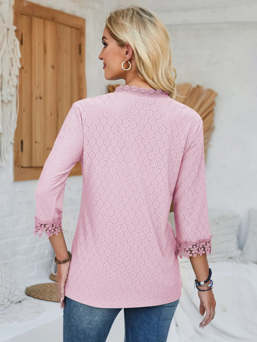 f3413287-863f-440a-a62a-bddf88290677-Max