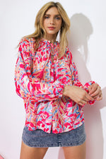 MISTLETOE MOMENT WOVEN TOP