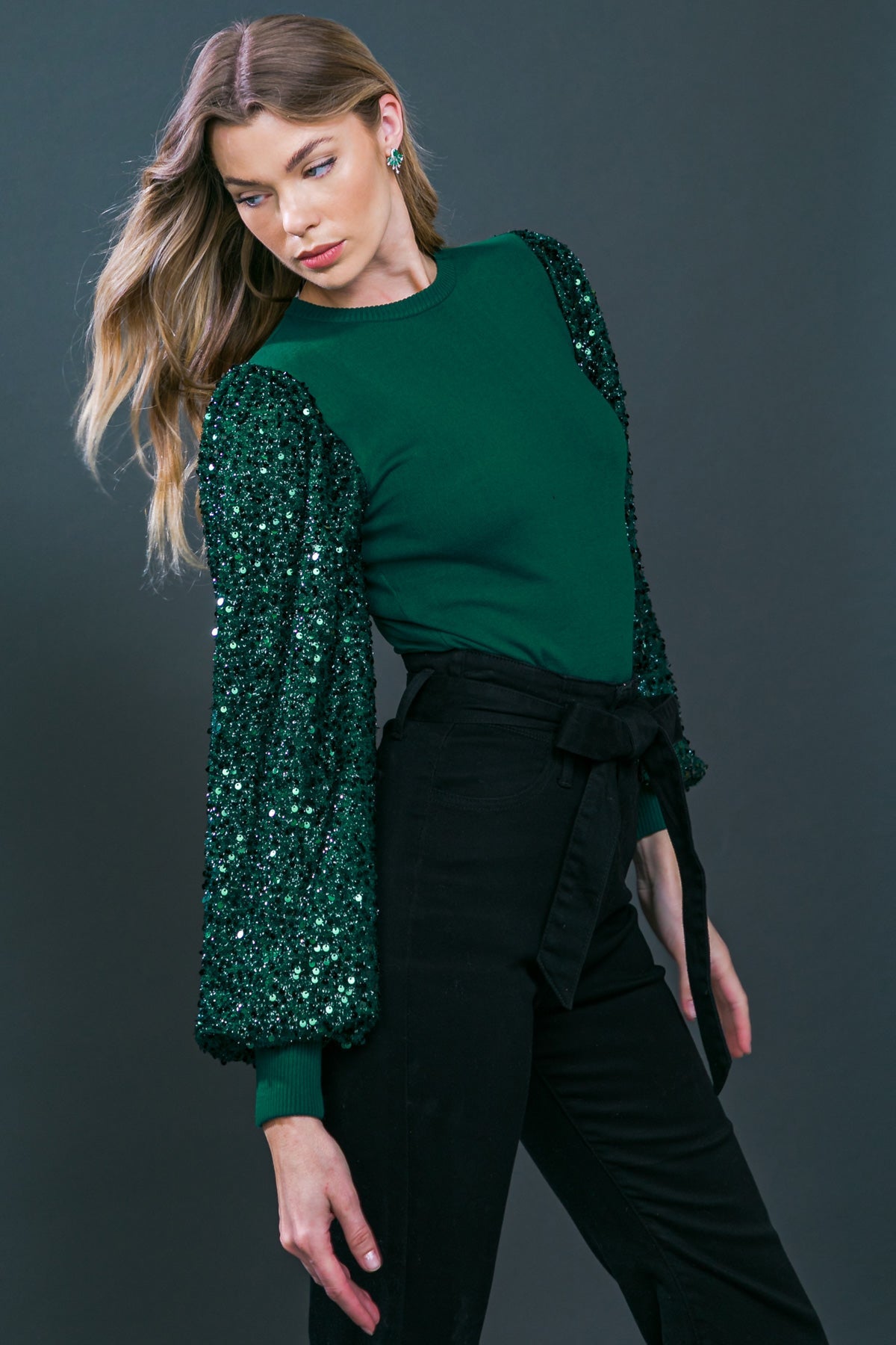 FEELING THE FUN SWEATER TOP