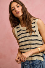 2a37c0a7a0c242a59b734f245300d9ee-Max