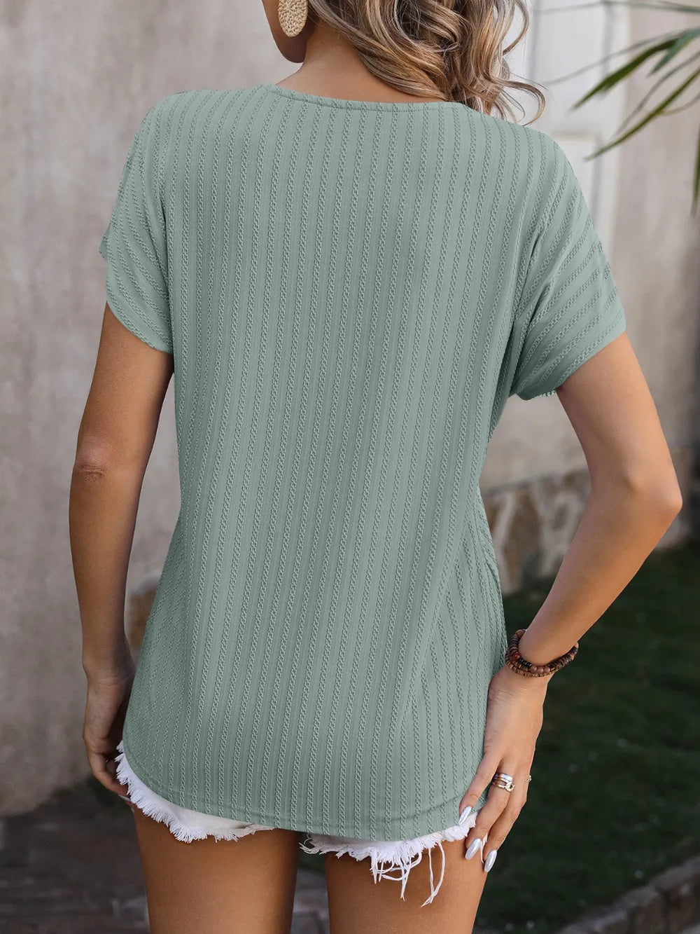 38ac59b9-358f-48b2-8502-ef05de2b3375-Max