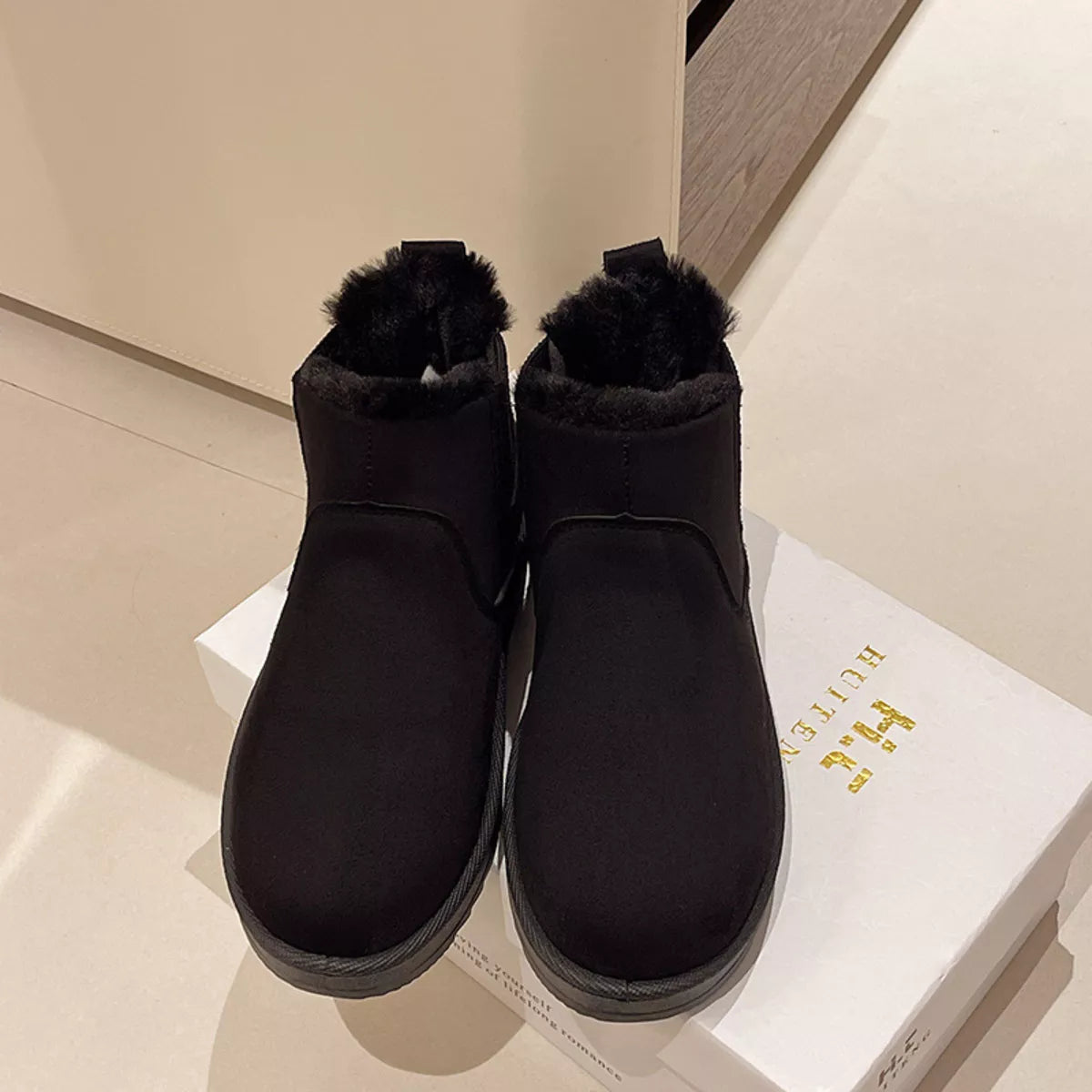 652d7cee2a744f909b57b03e6eff9da3-Max-Origin