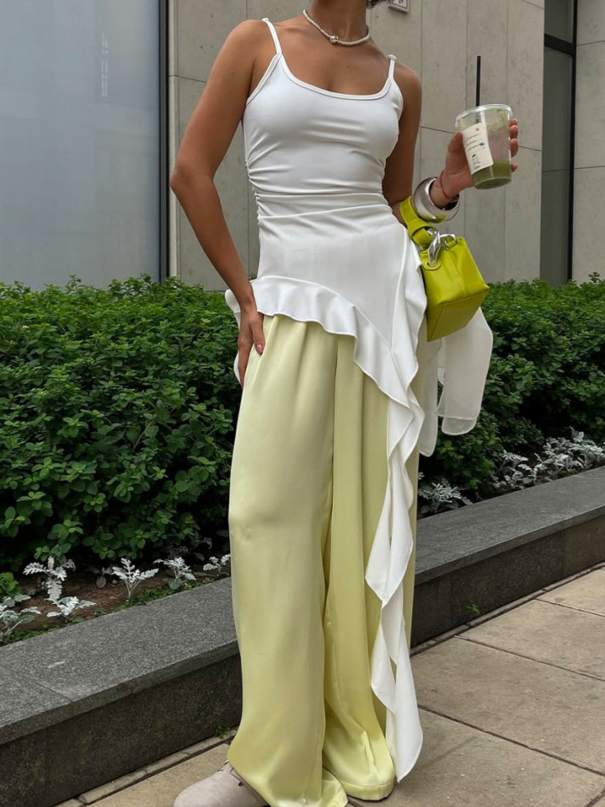 7f5eeac4f5b94d37a3a7b875974b332b-Max