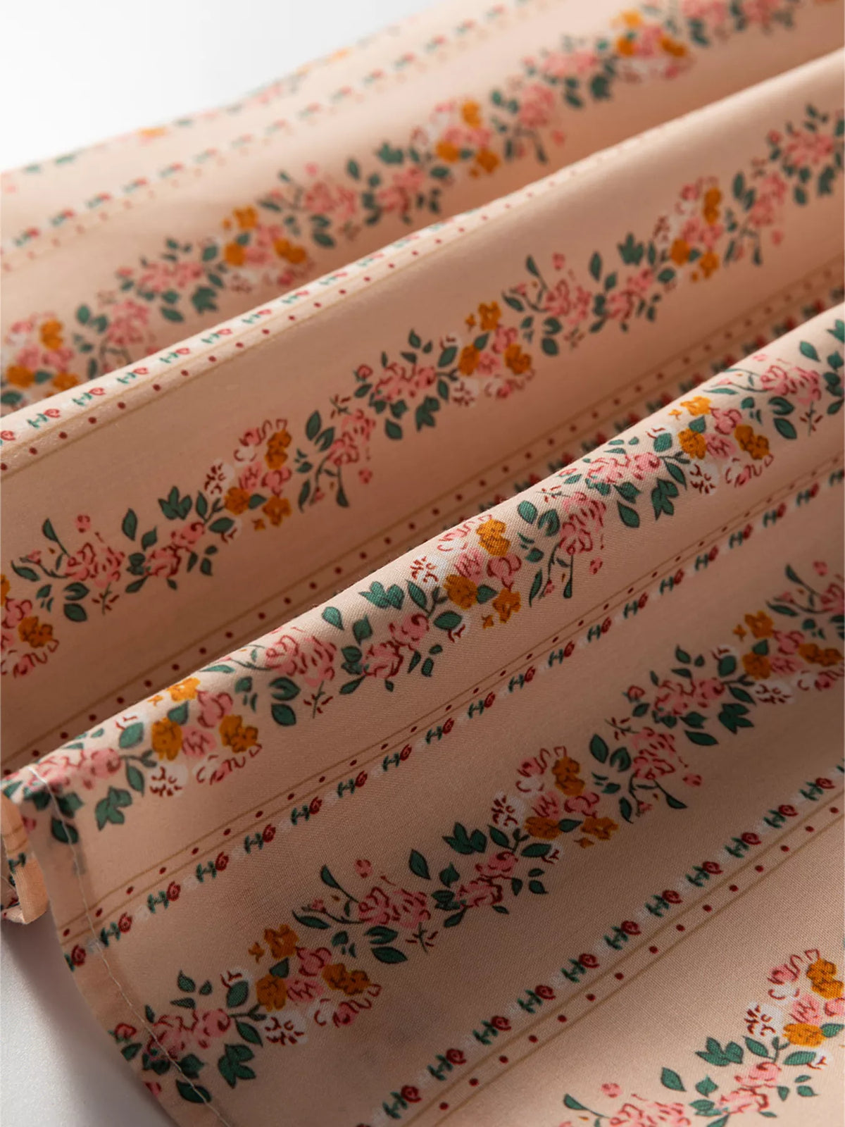 8eac5adb054d498bba3586df4d8c2aa0-Max-Origin