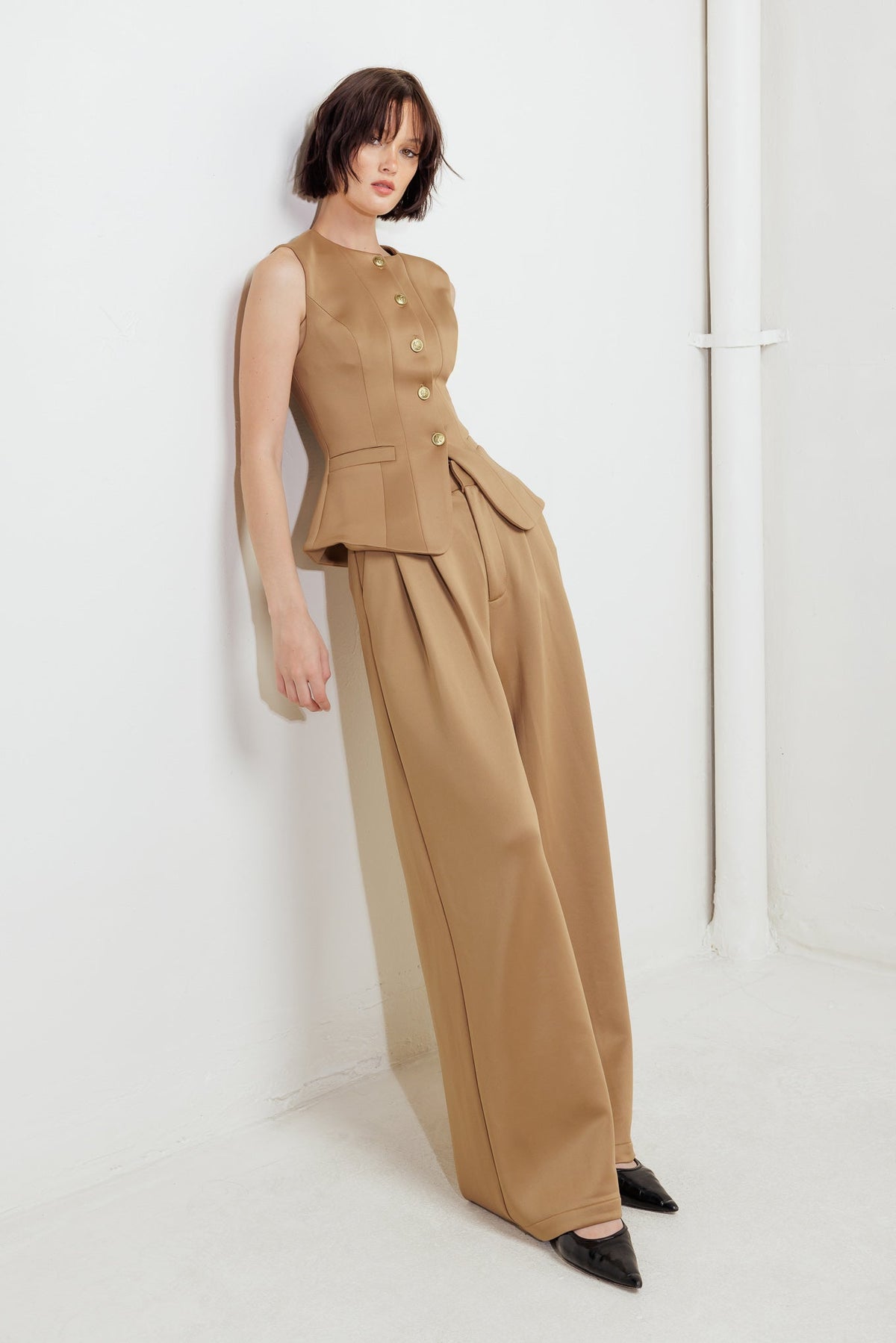 ROMANTIC PETAL WOVEN VEST