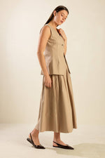 FLEETING FAUNA WOVEN VEST