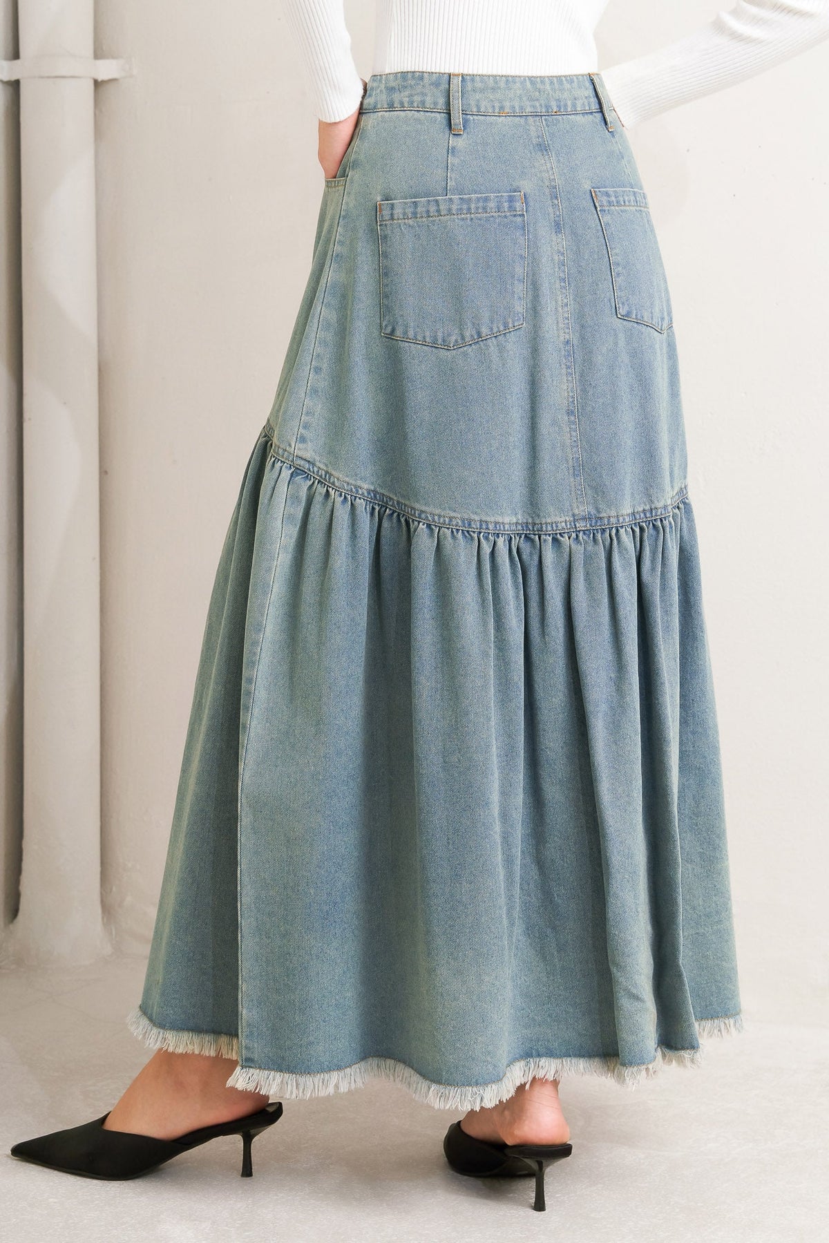 INTRICATE CHARM DENIM MIDI SKIRT