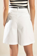 CITY STROLLS WOVEN BERMUDA SHORTS