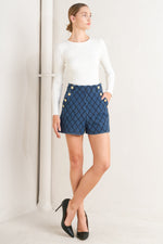 MODERNLUXE QUILTED WOVEN SHORT
