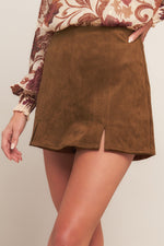AUTUMN STARLET FAUX SUEDE SKORT