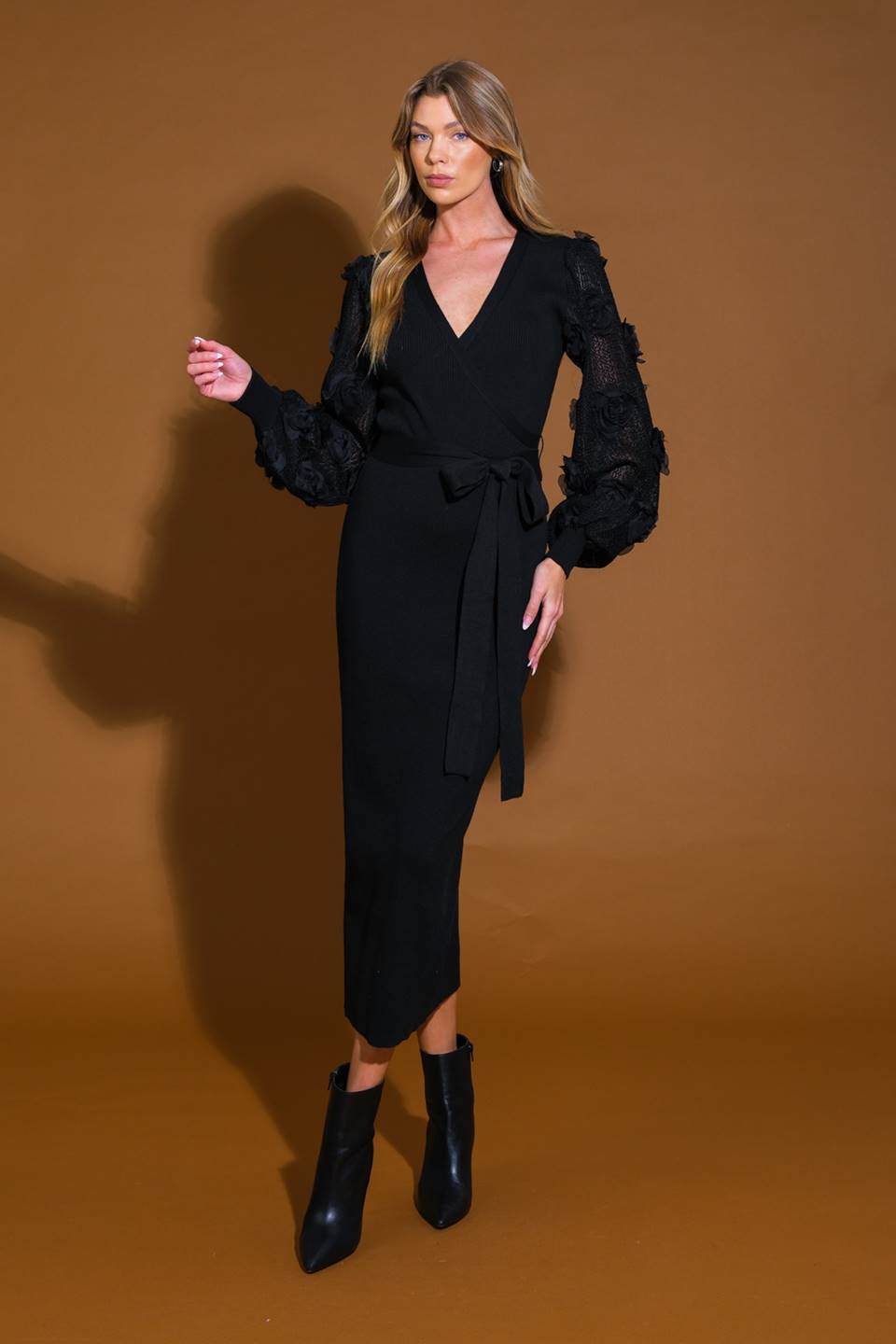 PERFECT BALANCESWEATER MIDI DRESS