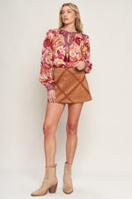 NEVER WANNA LEAVE WOVEN TOP