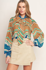 PICKING DAISIES WOVEN TOP