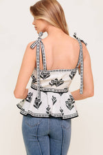 SERENE KISS WOVEN TOP