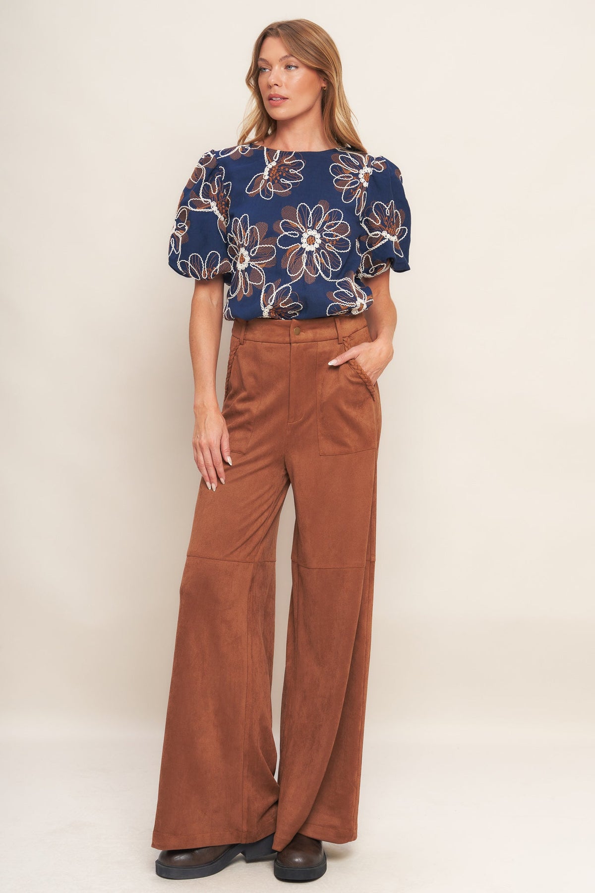 RETRO BLOOM PUFF SLEEVE WOVEN TOP