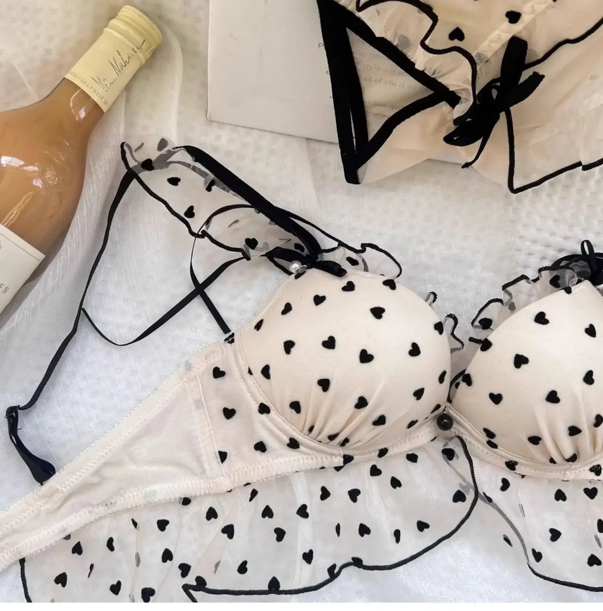 Japanese Mesh No-wire lace Underwear set Women's small breasts gather sexy pure desire sweet bra cute bra Panty SET TUSHY