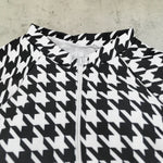Black and Print One Piece Swimsuit Long Sleeve Swimwear Women Bathing Suit Retro Swimsuit Vintage One-piece Surfing Swim Suits
