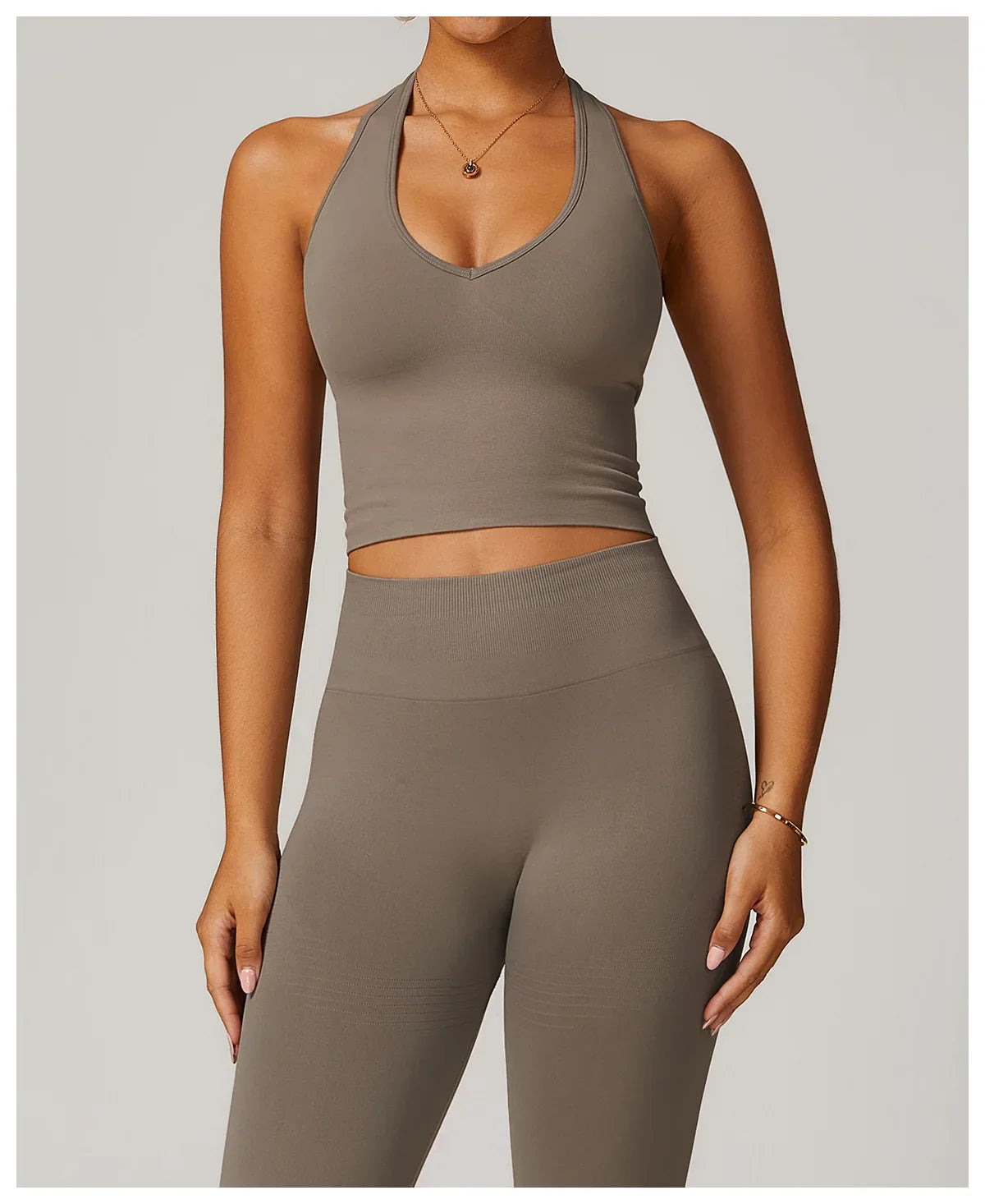 Seamless High Stretch Sports Bra Women Halter Yoga Bra Padded Backless Sports Bras Gym Crop Top Push Up Workout Yoga Tops Woman
