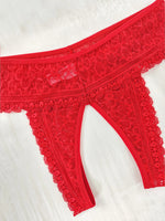 1pcs Women's Sexy Red Lace Open Crotch Thong Panties Floral Lace See Through Low Rise Intimate Lingerie for Ladies Nightwear