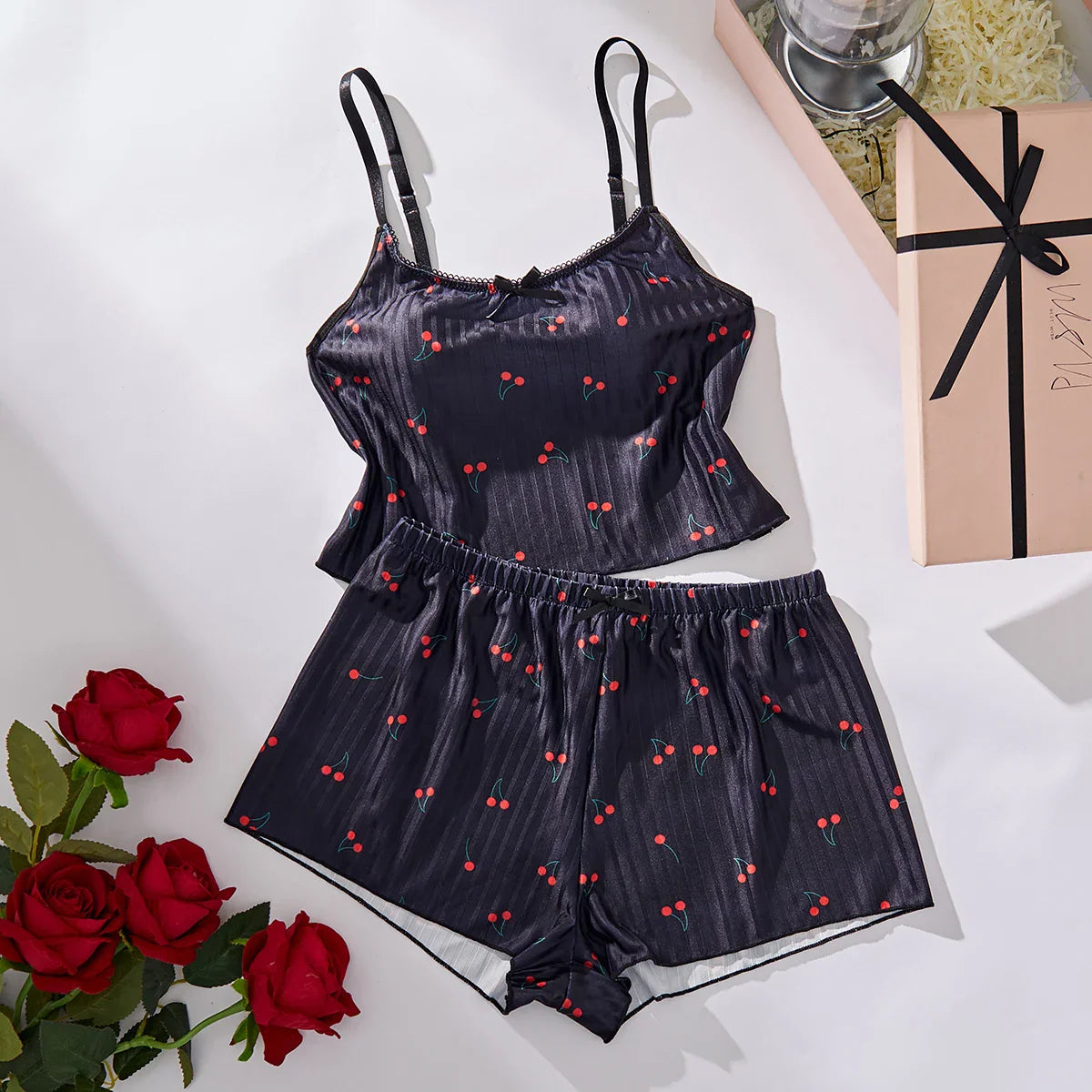 Ladies Sleepwear Set Strap Top And Short Pants Home Clothes Comfortable Soft Material Women's Nightgown Outfit
