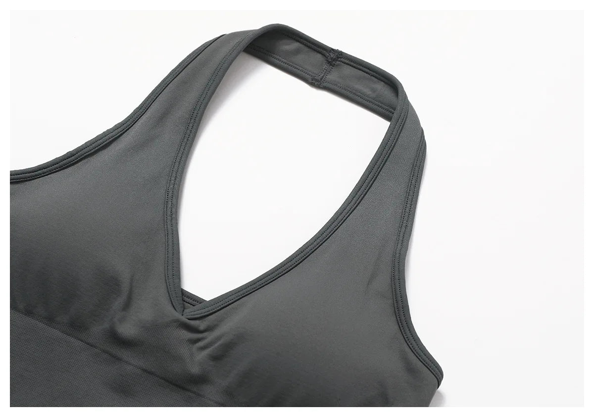 Seamless High Stretch Sports Bra Women Halter Yoga Bra Padded Backless Sports Bras Gym Crop Top Push Up Workout Yoga Tops Woman
