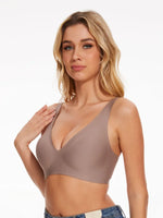Women's Seamless Wire-Free Comfortable Full-Cup Bra with Thin Molded Cups for Breathability and Support Beautiful Push Up Bra