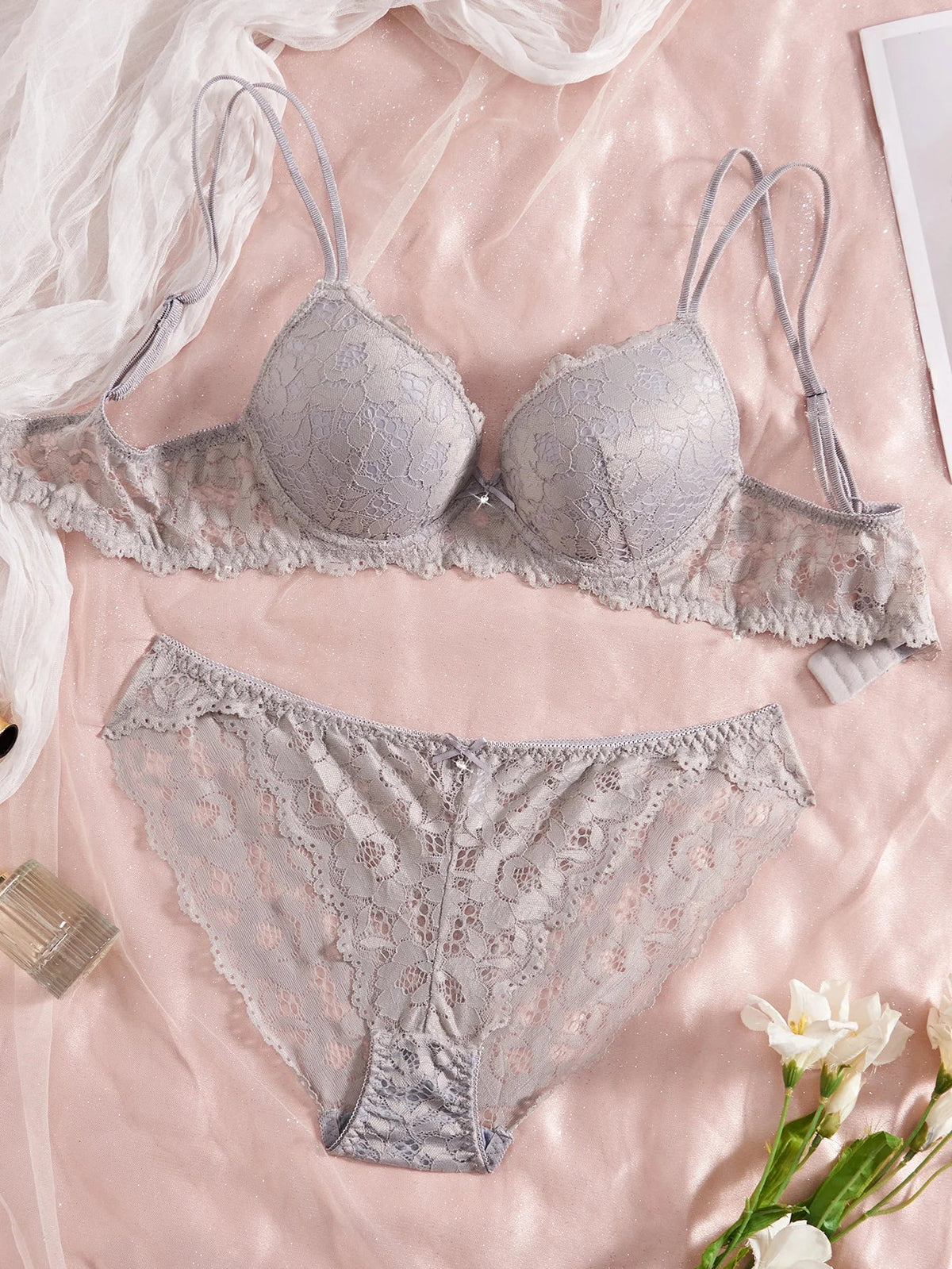 Single of Women's Underwear Set Sexy Lace Patchwork with Push Up Bra Romantic Sheer Women's Panties