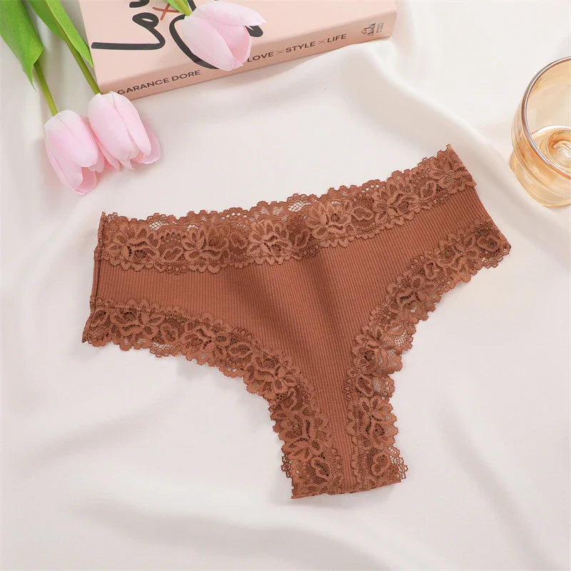 3Pcs Women Cotton Brazilian Pants Sexy Lace Brazilian Briefs Low Waist Floral Solid Color G-string Breathable Soft Lingerie