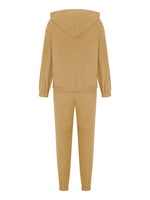 d10166b2-c301-4098-a0f3-d24c0f53f674-Max